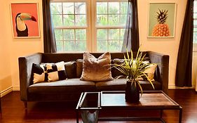 Centrally Located 2 Bed Ucla Apartment